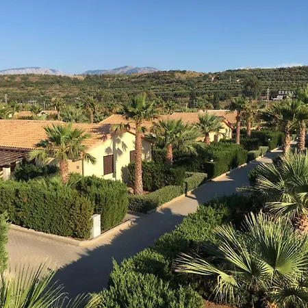 Aparthotel Hydria 4*